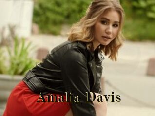 Amalia_Davis