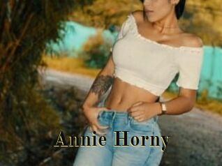 Annie_Horny