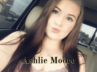 Ashlie_Moore