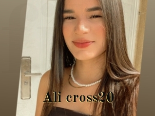Ali_cross20