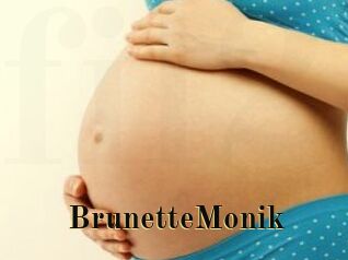 BrunetteMonik