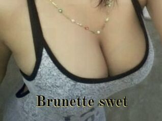 Brunette_swet