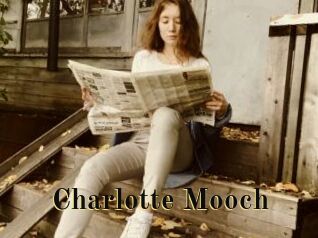 Charlotte_Mooch