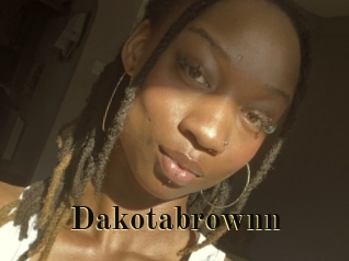 Dakotabrownn