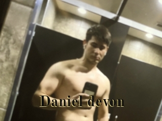 Daniel_devon