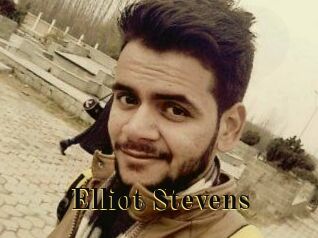 Elliot_Stevens