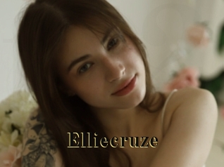 Elliecruze