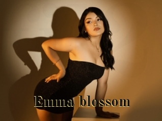 Emma_blossom