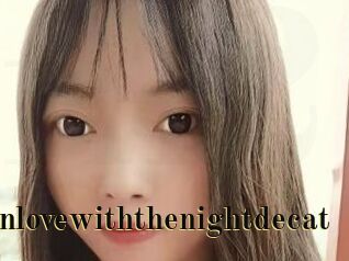 Fallinlovewiththenightdecat