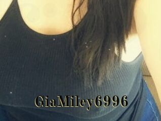 GiaMiley6996