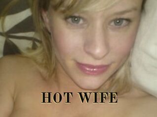 HOT_WIFE