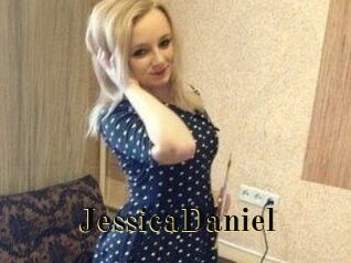 Jessica_Daniel