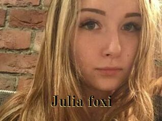 Julia_foxi