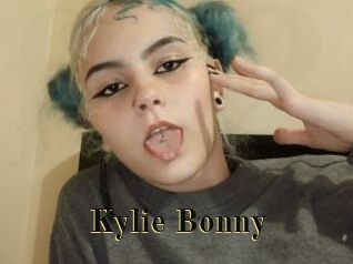 Kylie_Bonny