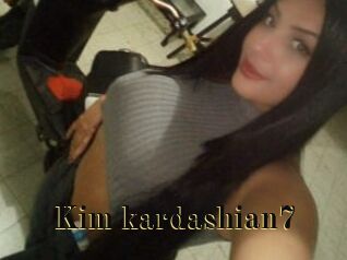 Kim_kardashian7