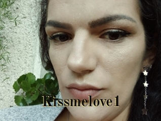 Kissmelove1