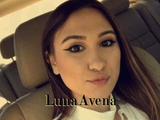 Luna_Avena