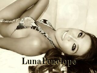 LunaPenelope