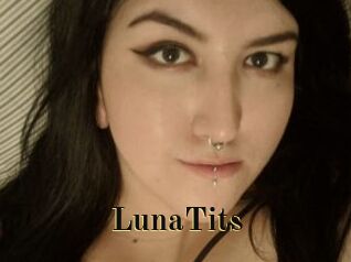 LunaTits