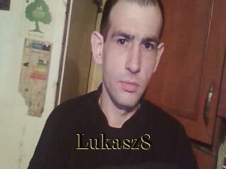 Lukasz8