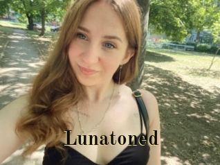 Lunatoned