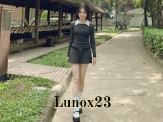 Lunox23