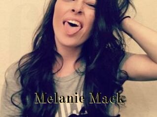 Melanie_Mack