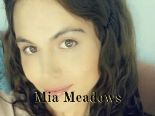 Mia_Meadows