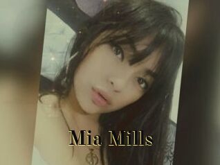 Mia_Mills