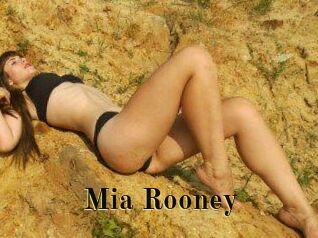 Mia_Rooney