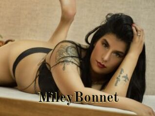 MileyBonnet