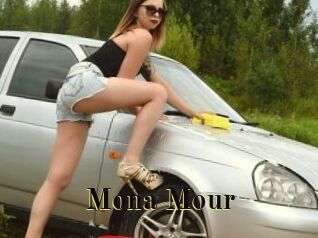 Mona_Mour