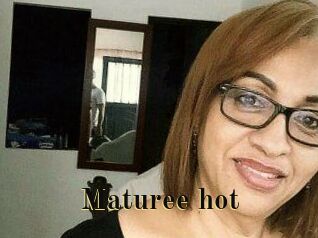 Maturee_hot
