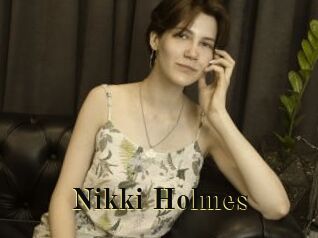 Nikki_Holmes