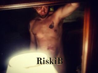 RiskiB