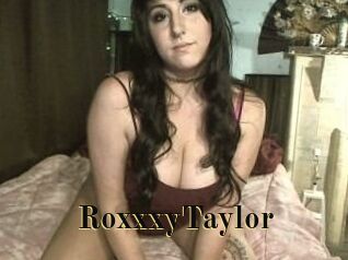 RoxxxyTaylor