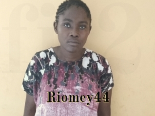 riomey44 Films 2 Q