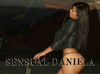 SENSUAL_DANIELA