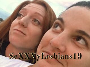 SeXXXyLesbians19