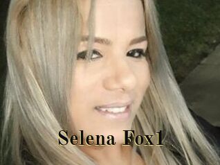 Selena_Fox1