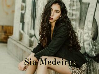 Sia_Medeiros