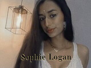 Sophie_Logan