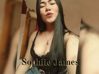 Sophiie_James