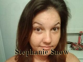 Stephanie_Snow