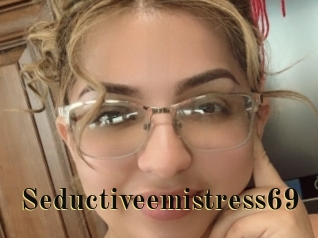 Seductiveemistress69