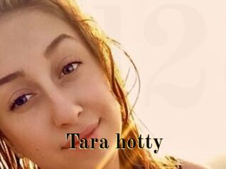 Tara_hotty