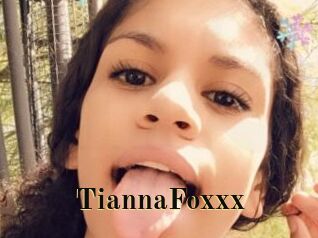 TiannaFoxxx