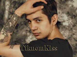 TiknomKiss
