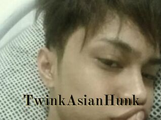 TwinkAsianHunk