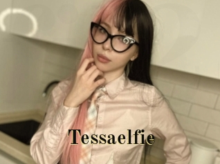 Tessaelfie